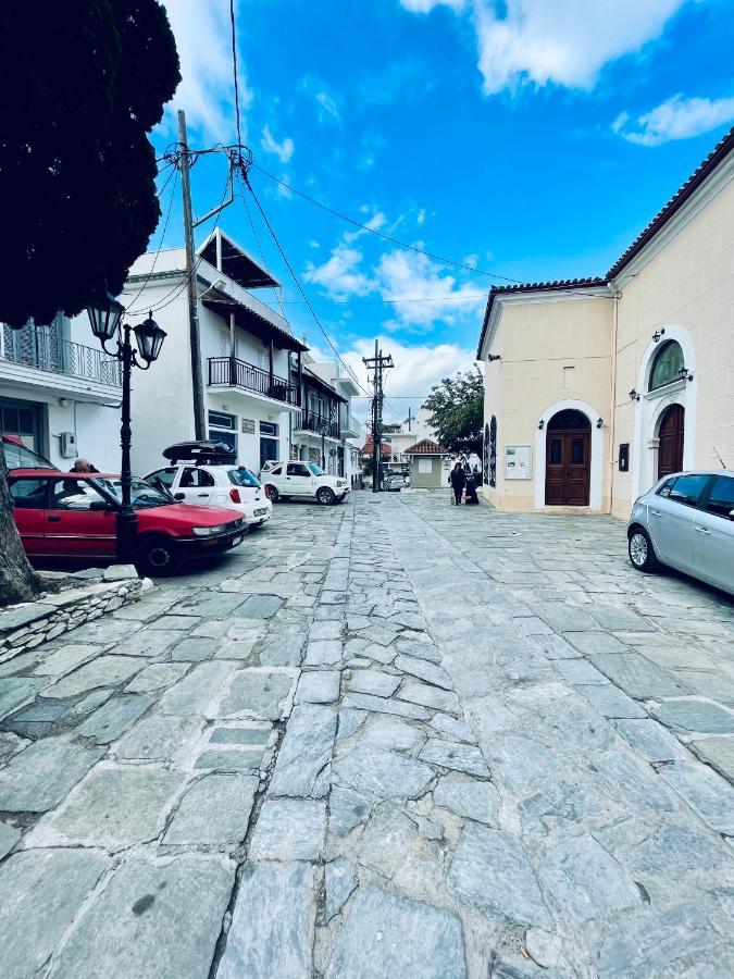 Mare Gaia Apartments Skiathos Town Exterior photo