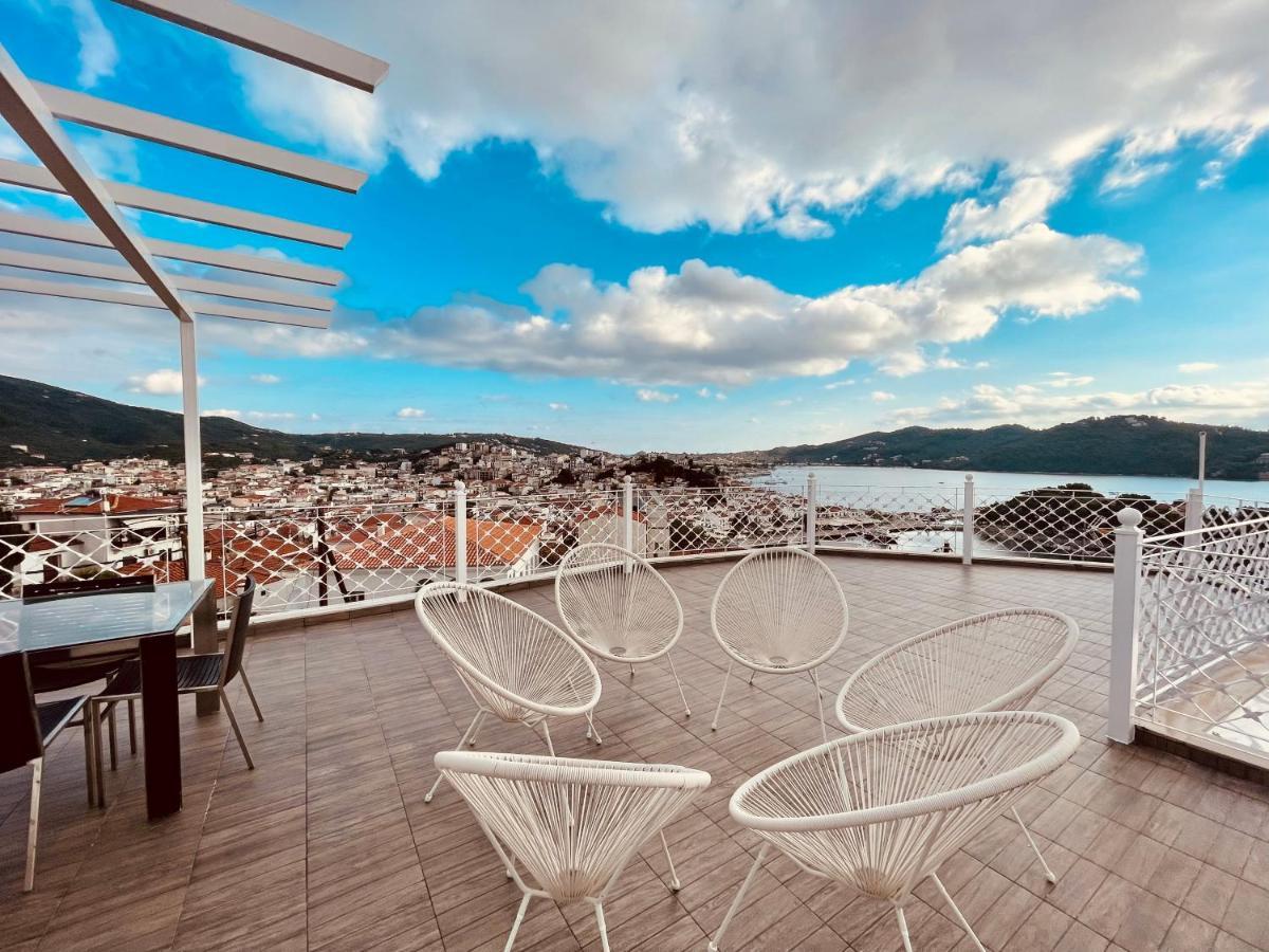 Mare Gaia Apartments Skiathos Town Exterior photo